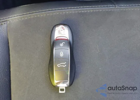 2017 Porsche Macan z USA, uszkodzony, nr VIN WP1AA2A50HLB82637